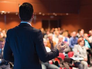 رهبری سمینار یک هنر و یک مهارت است که می‌توانید یاد بگیرید.