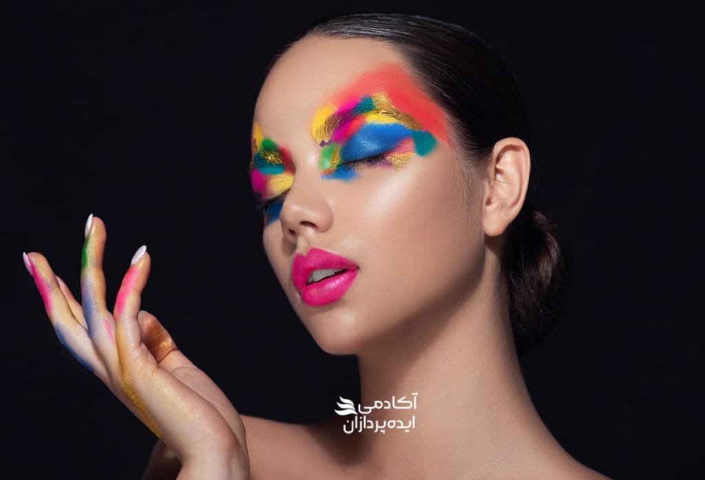 تولید محتوا برای پیج سالن آرایشی